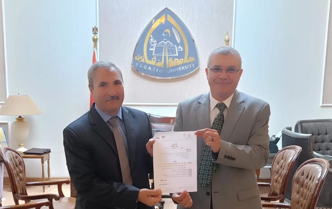 د.نبيل أحمد عبد التواب عميد ا لكلية الآثار بالزقازيق 19 - جريدة المساء