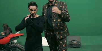 كريم قاسم يكشف كواليس "ولاد رزق٣" مع لاعبي المصارعة تايسون فيوري وفرانسيس نغانو 2 - جريدة المساء كريم قاسم يكشف كواليس "ولاد رزق٣" مع لاعبي المصارعة تايسون فيوري وفرانسيس نغانو 1 - جريدة المساء