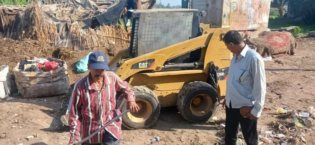 حملة مكبرة للنظافة والانارة بقرى مركز ابوقرقاص ورفع ٨٠ طن 20 - جريدة المساء حملة مكبرة للنظافة والانارة بقرى مركز ابوقرقاص ورفع ٨٠ طن 19 - جريدة المساء