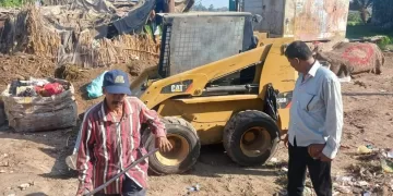حملة مكبرة للنظافة والانارة بقرى مركز ابوقرقاص ورفع ٨٠ طن 2 - جريدة المساء حملة مكبرة للنظافة والانارة بقرى مركز ابوقرقاص ورفع ٨٠ طن 1 - جريدة المساء