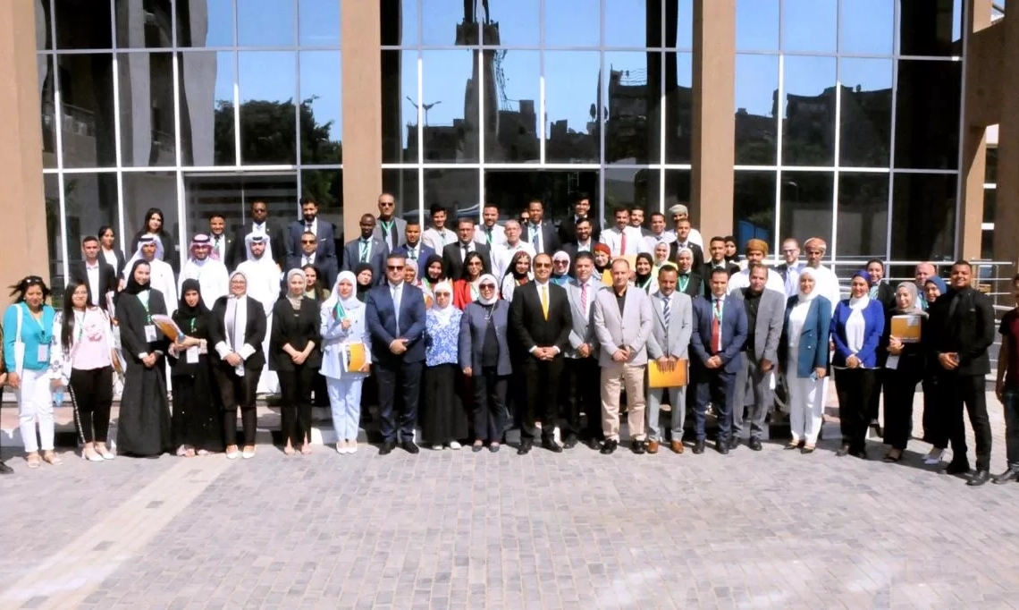 "علاج الإدمان" يستقبل وفد من برلمان الشباب العربى للإطلاع على خطة الصندوق 18 - جريدة المساء زيارة وفد برلمان الشباب العربى لصندوق مكافحة الإدمان والتعاطى