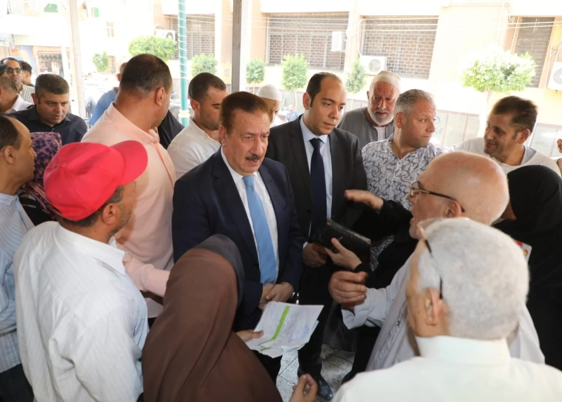 محافظ المنوفية مستاء من المستوى .. فاجأ عيادات أبو بكر.. وتفقد المبنى الجديد.. ووجه بفتح منافذ إضافية لصرف الأدوية للمترددين 28 - جريدة المساء محافظ المنوفية مستاء من المستوى .. فاجأ عيادات أبو بكر.. وتفقد المبنى الجديد.. ووجه بفتح منافذ إضافية لصرف الأدوية للمترددين 27 - جريدة المساء