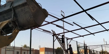 استجابة لطلبات المواطنين محافظ أسيوط: تركيب مظلة لخدمة المترددين على وحدة الغسيل الكلوى بمستشفى ساحل سليم المركزي 2 - جريدة المساء استجابة لطلبات المواطنين محافظ أسيوط: تركيب مظلة لخدمة المترددين على وحدة الغسيل الكلوى بمستشفى ساحل سليم المركزي 1 - جريدة المساء