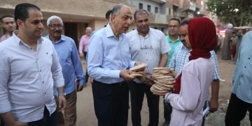 محافظ المنيا: ضبط 98 مخالفة خلال حملات تفتيشية تموينية مكبرة على المخابز والأسواق بمركز أبو قرقاص 2 - جريدة المساء محافظ المنيا: ضبط 98 مخالفة خلال حملات تفتيشية تموينية مكبرة على المخابز والأسواق بمركز أبو قرقاص 1 - جريدة المساء