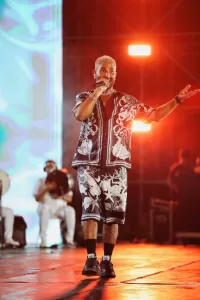 خبير الموضة سعيد رمزي:الكروشية والتريكو موضة هذا العام للرجال 22 - جريدة المساء