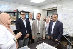 "الأشموني "يتفقد مستشفى القنايات المركزي ويؤكد أن القطاع الصحي على قائمة أوليات العمل وصولاً لمجتمع صحي وسليم 37 - جريدة المساء