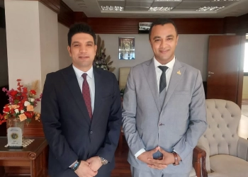 نائب محافظ سوهاج يستقبل رئيس نموذج محاكاة مجلس الشيوخ لتقديم التهنئة علي ثقة القيادة السياسية 24 - جريدة المساء