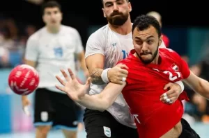 وزبر الشباب والرياضة يُهنئ منتخب اليد بالتأهل إلى ربع نهائي الأولمبياد 20 - جريدة المساء