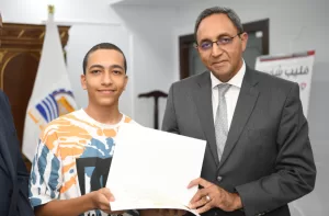 محافظ قنا يكرم أوائل الثانوية العامة 19 - جريدة المساء