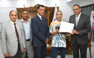 محافظ قنا يكرم أوائل الثانوية العامة 25 - جريدة المساء