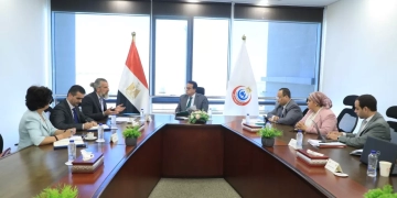 وزير الصحة يناقش مع ممثل «يونيسيف» سبل التعاون المشترك 2 - جريدة المساء وزير الصحة يناقش مع ممثل «يونيسيف» سبل التعاون المشترك 1 - جريدة المساء