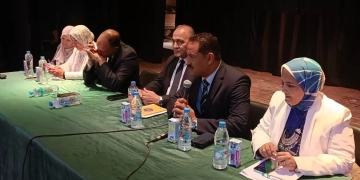 قيادات الجيزة تجتمع لطرح مقترحاتها لحل مشكلة الكثافات داخل المدارس 1 - جريدة المساء