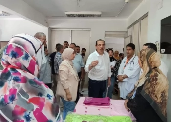 د. عمرو قنديل نائب وزير الصحة يتفقد عدداً من المنشآت الطبية بالفيوم.. ويوصي بتحويل فريق الإشراف بإدارة سنورس الصحية للشئون القانونية   29 - جريدة المساء