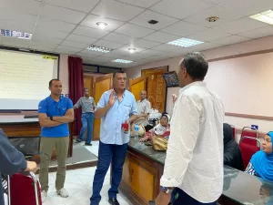 وكيل وزارة التعليم بقنا يشهد فعاليات البرنامج التدريبى عن التغذية المدرسية 61 - جريدة المساء