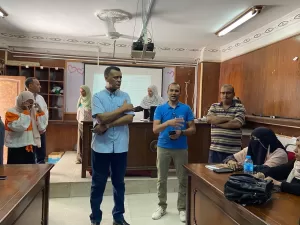 وكيل وزارة التعليم بقنا يشهد فعاليات البرنامج التدريبى عن التغذية المدرسية 67 - جريدة المساء