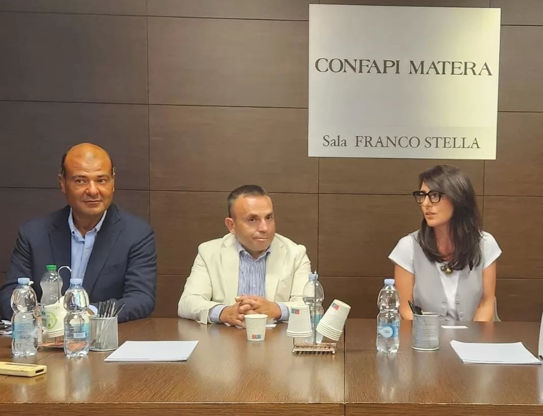 «الغرف العربية»: إطلاق مبادرة "لتعارفوا" لتعزيز التعاون العربي - الإيطالي في مجال السياحة والتجارة التراثية 20 - جريدة المساء «الغرف العربية»: إطلاق مبادرة "لتعارفوا" لتعزيز التعاون العربي - الإيطالي في مجال السياحة والتجارة التراثية 19 - جريدة المساء