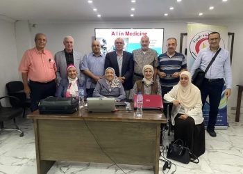 رئيس قسم الأمراض الصدرية بالقصر العينى سابقا يوضح أهمية الذكاء الاصطناعي في التشخيص الطبي والعلاج بنقابة اطباء الجيزة 27 - جريدة المساء