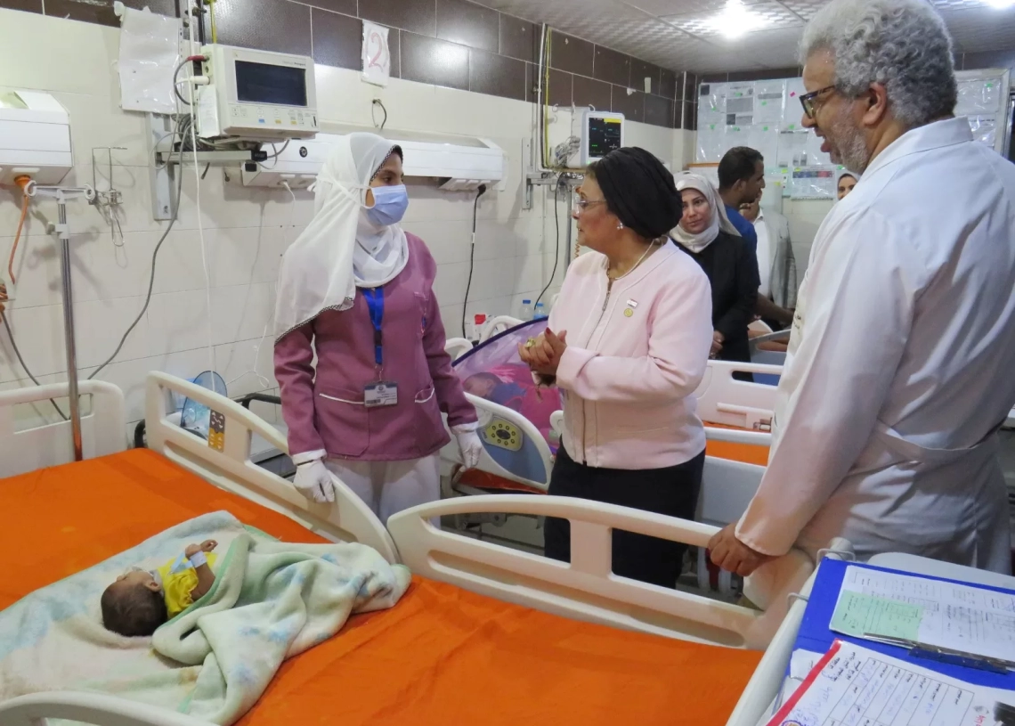 الصحة: اضافة 70 سرير رعاية وحضانة جديدة فى 6 محافظات خلال شهر ضمن المشروع القومي للرعايات والحضانات والطوارئ 20 - جريدة المساء الصحة: اضافة 70 سرير رعاية وحضانة جديدة فى 6 محافظات خلال شهر ضمن المشروع القومي للرعايات والحضانات والطوارئ 19 - جريدة المساء