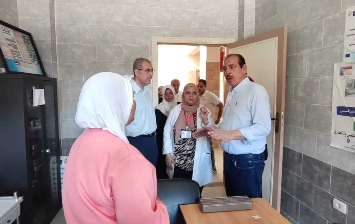 د. عمرو قنديل نائب وزير الصحة يجري جولة تفقدية  مكبرة في المنيا وتفقد 3 منشآت طبية بالمحافظة  17 - جريدة المساء