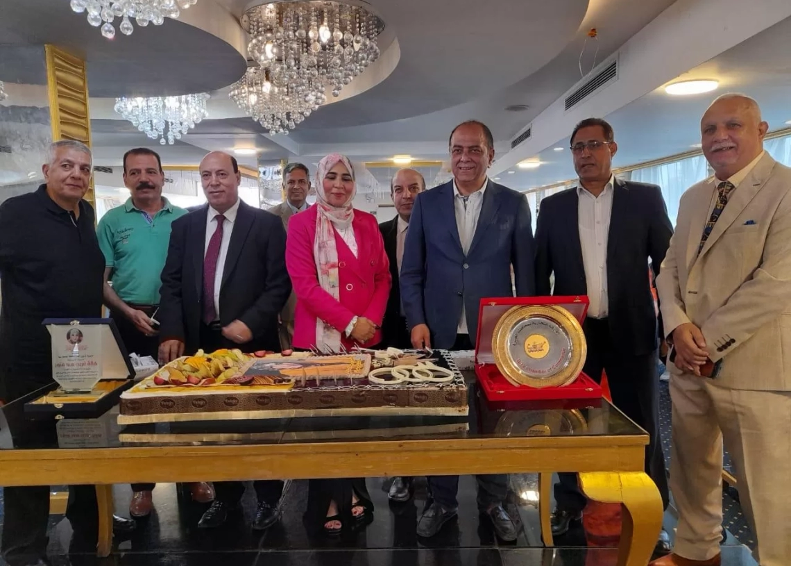 رئيس الغرفة التجارية للجيزة يكرم وكيل وزارة التموين.. لبلوغها سن المعاش 28 - جريدة المساء