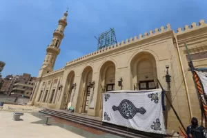 محافظ كفر الشيخ يتفقد مشروع تطوير «ساحة ميدان المسجد الإبراهيمي» بدسوق 18 - جريدة المساء محافظ كفر الشيخ يتفقد مشروع تطوير «ساحة ميدان المسجد الإبراهيمي» بدسوق 17 - جريدة المساء