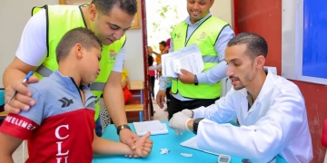 تشمل أمراض الرمد والسكر والأنيميا.. فحص ٧٢٠ طالبا وطالبة في مبادرة طبية بالخارجة 1 - جريدة المساء