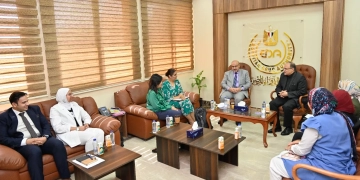 رئيس هيئة الدواء يلتقي أعضاء منظمة الصحة العالمية " مكتب مصر"لبحث ترشيد استهلاك المضادات الحيوية 1 - جريدة المساء