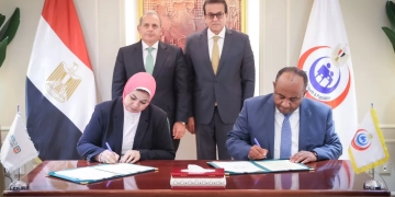 وزير الصحة والسكان :توقيع بروتوكول تعاون مع البنك الأهلي المصري لدعم منظومتي الرعايات المركزة والغسيل الكلوي 1 - جريدة المساء