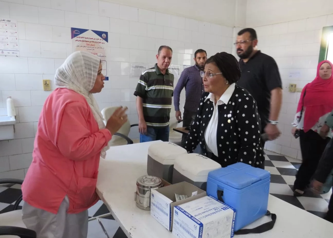 نائب وزير الصحة تفقدت وحدة صحة شرق النيل ببني سويف وتوصي بتوفير أماكن ملائمة لانتظار المترددين 16 - جريدة المساء