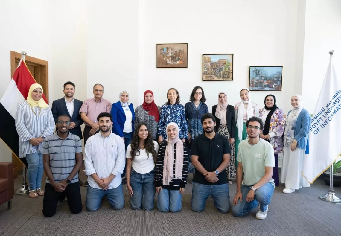 بتمويل من مايكروسوفت ايفاد 28 طالباً متفوقاً لاستكمال دراستهم بالخارج 19 - جريدة المساء