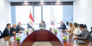 وزير الصحة ناقش آليات تنفيذ مشروع التصنيع المحلي لأجهزة الموجات الصوتية "السونار" في مصر مع  شركة جنرال إلكتريك 1 - جريدة المساء