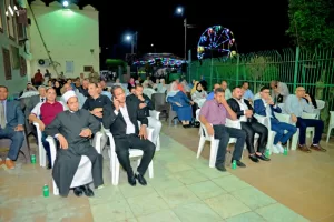 شهادات تقدير ومبالغ مالية لأوائل الثانوية العامة بقنا 47 - جريدة المساء