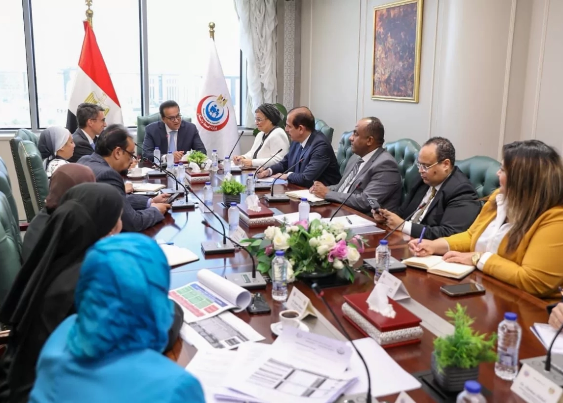 نائب رئيس مجلس الوزراء ووزير الصحة يستقبل وفد البنك الدولي لبحث التعاون في ملف التنمية البشرية 19 - جريدة المساء