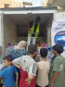 الأولي من نوعها.. سيارات مستقبل وطن ههيا تجوب القري والعزب لبيع المستلزمات المدرسية بأسعار مخفضة 43 - جريدة المساء