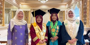 مستشارة شيخ الأزهر تشهد حفل تكريم خريجي «جامعة السلطان شريف علي الإسلامية» بسلطنة بروناي 1 - جريدة المساء