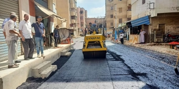 محافظ كفر الشيخ يتابع أعمال الرصف بشارع الجمهورية بقلين 9 - جريدة المساء