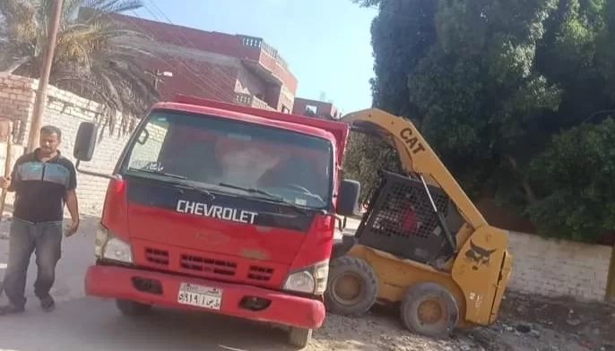 حملات نظافة وصيانة وإزالة للمخالفات بقري القنطرة غرب 16 - جريدة المساء