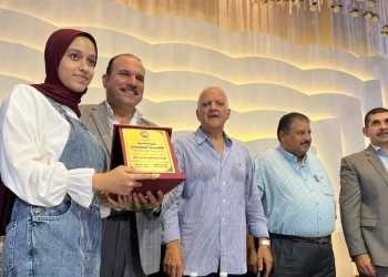 مستقبل وطن ديرب نجم يكرم أوائل الشهادات.. ورحلات عمرة مجانية 17 - جريدة المساء