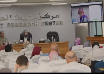 بحوث الصحراء ينظم ورشة عمل لتعظيم الاستفادة من خدمات بنك المعرفة المصرى 35 - جريدة المساء