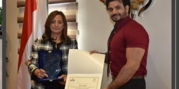 د. أحمد مجدي يفوز بالمركز الثاني في مسابقة "الحوكمة والذكاء الاصطناعي" 1 - جريدة المساء