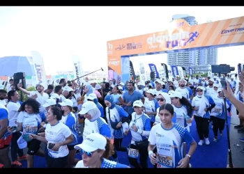 بمشاركة 500 شاب وفتاة..وزير الشباب والرياضة يطلق شارة بدء مهرجان الجري بمدينة العلمين للجري والدراجات 17 - جريدة المساء