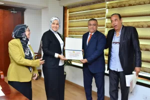 (الضرائب ) تكرم فريق التمثيل لحصوله على المركز الأول في بطولة القاهرة للشركات 22 - جريدة المساء (الضرائب ) تكرم فريق التمثيل لحصوله على المركز الأول في بطولة القاهرة للشركات 21 - جريدة المساء