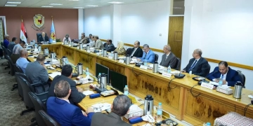 مجلس جامعة سوهاج يوجه الشكر للقيادة السياسية للموافقة علي إنشاء كلية طب و جراحة الفم والأسنان، و النعماني يوجه بسرعة الإستعداد و التنفيذ لمبادرة بداية 1 - جريدة المساء