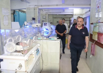 محافظ أسيوط يتفقد مستشفي الشاملة والإيمان العام لمتابعة سير العمل والتأكد من توافر الأدوية 20 - جريدة المساء محافظ أسيوط يتفقد مستشفي الشاملة والإيمان العام لمتابعة سير العمل والتأكد من توافر الأدوية 19 - جريدة المساء