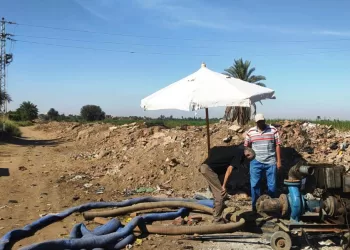 تطهير خط الطرد الرئيسي بكوم أمبو وإعادة تشغيل مياه الشرب خلال ساعتين 16 - جريدة المساء