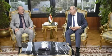 وزير الطيران المدني و رئيس جامعة سوهاج يبحثان أوجه التعاون المشترك 2 - جريدة المساء وزير الطيران المدني و رئيس جامعة سوهاج يبحثان أوجه التعاون المشترك 1 - جريدة المساء