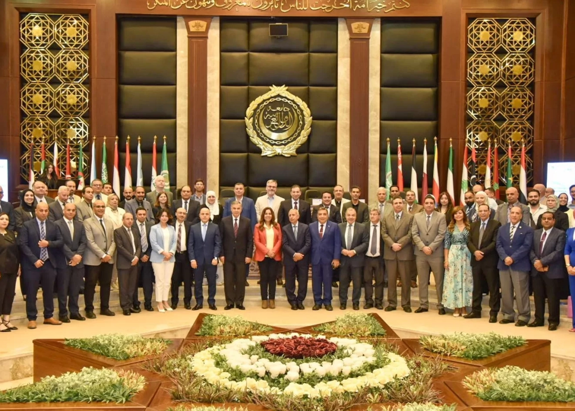 وزيرة التنمية المحلية ومحافظ الإسكندرية يشاركان في افتتاح ورشة عمل تطبيق المسؤولية الممتدة للمنتج EPR 18 - جريدة المساء وزيرة التنمية المحلية ومحافظ الإسكندرية يشاركان في افتتاح ورشة عمل تطبيق المسؤولية الممتدة للمنتج EPR 17 - جريدة المساء