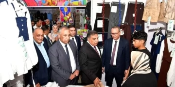 محافظ الدقهلية ورئيس الغرفة التجارية يفتتحان معرض "أهلا مدارس" 1 - جريدة المساء