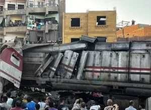 اوناش لرفع قطار القاهرة الإسماعيلية المتسبب في حادث الزقازيق علي القضبان 26 - جريدة المساء اوناش لرفع قطار القاهرة الإسماعيلية المتسبب في حادث الزقازيق علي القضبان 25 - جريدة المساء