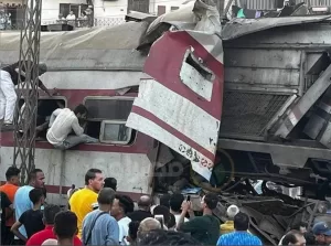 اوناش لرفع قطار القاهرة الإسماعيلية المتسبب في حادث الزقازيق علي القضبان 38 - جريدة المساء اوناش لرفع قطار القاهرة الإسماعيلية المتسبب في حادث الزقازيق علي القضبان 37 - جريدة المساء